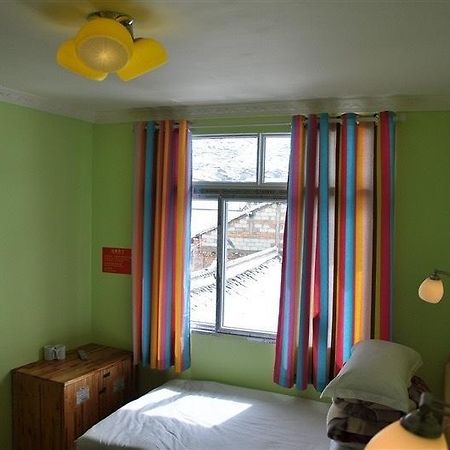 Emma'S Guesthouse Song Pan Habitación foto